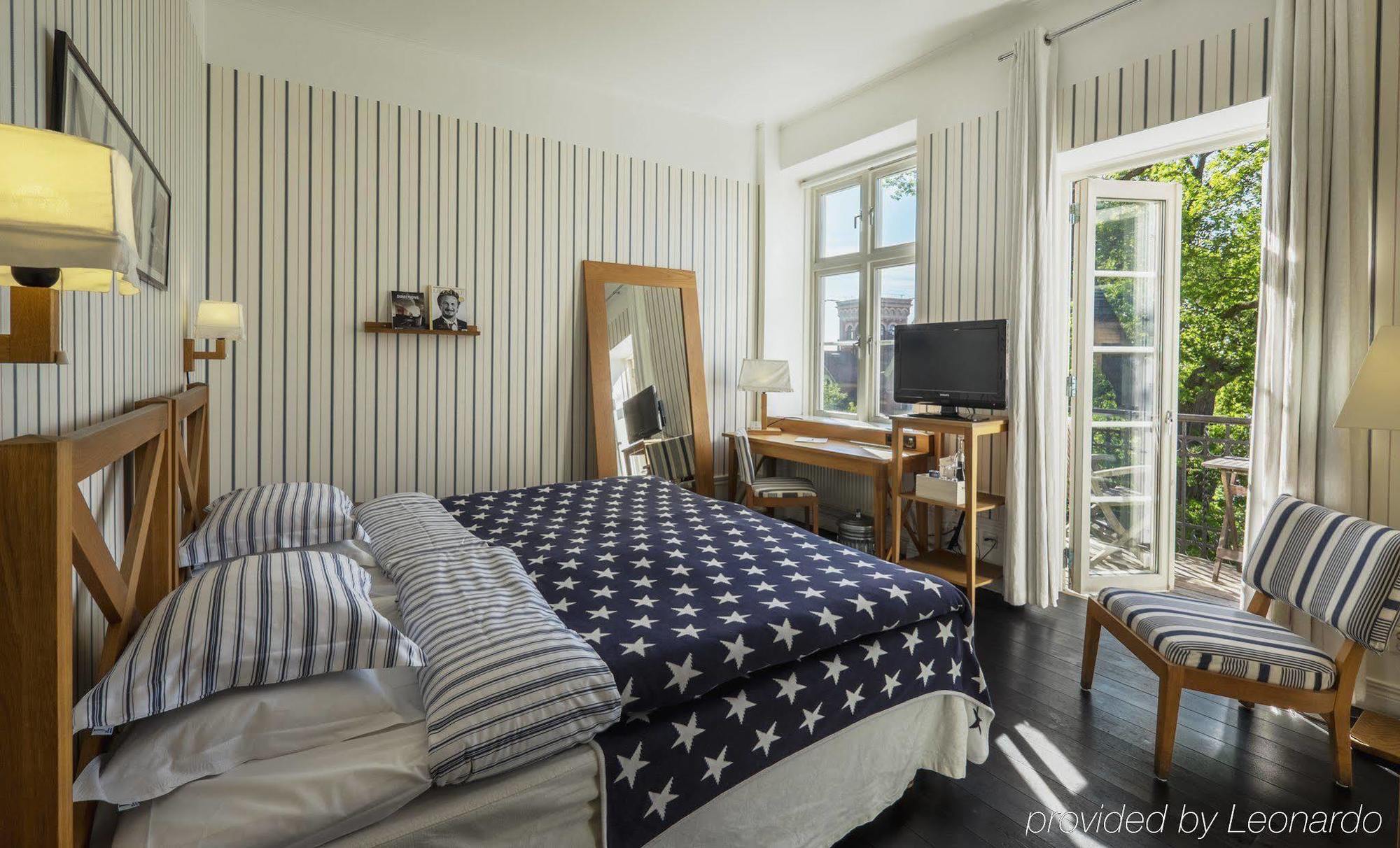 Hotel J, Stockholm, A Member Of Design Hotels Нака Екстериор снимка