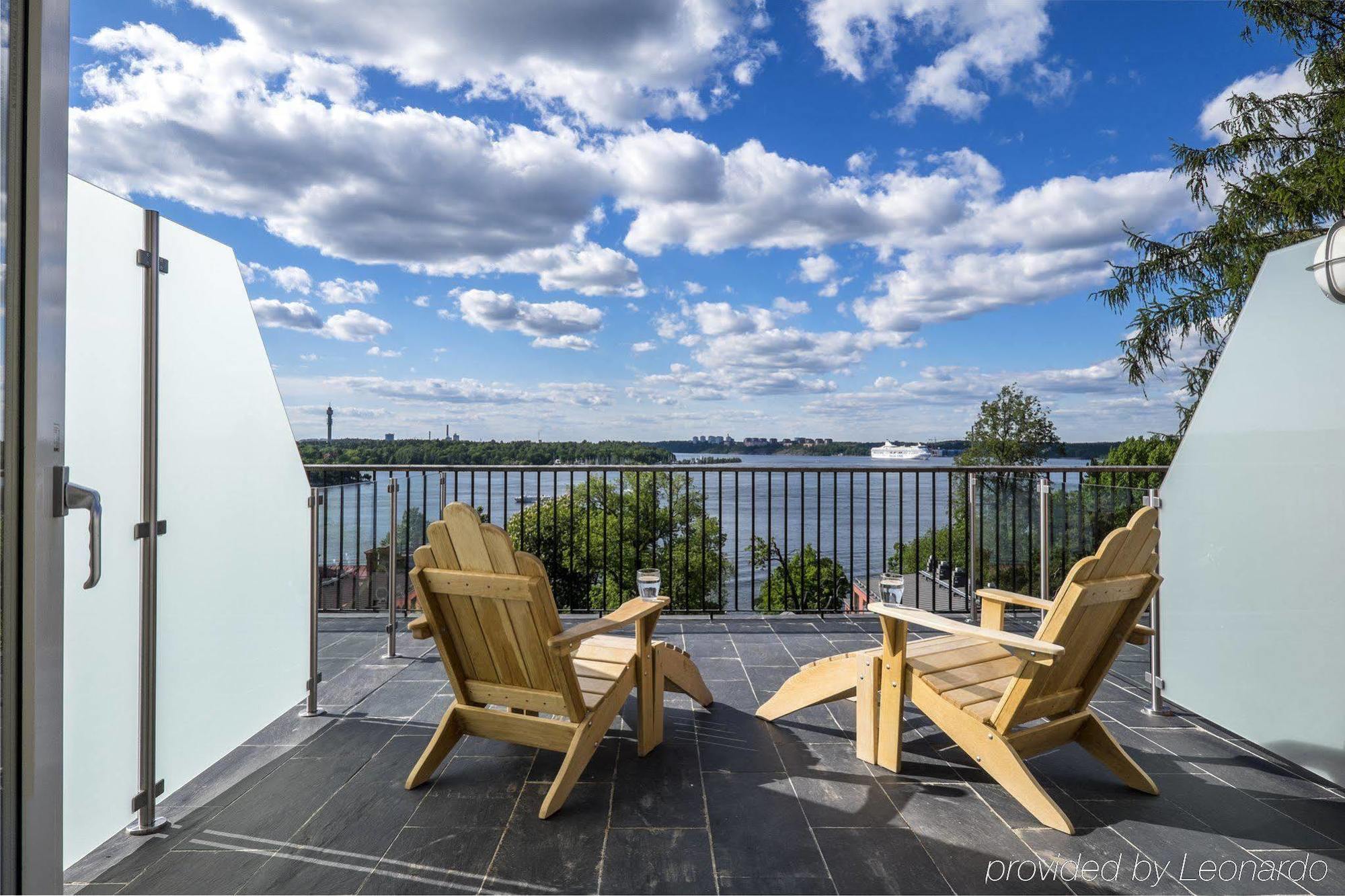 Hotel J, Stockholm, A Member Of Design Hotels Нака Екстериор снимка